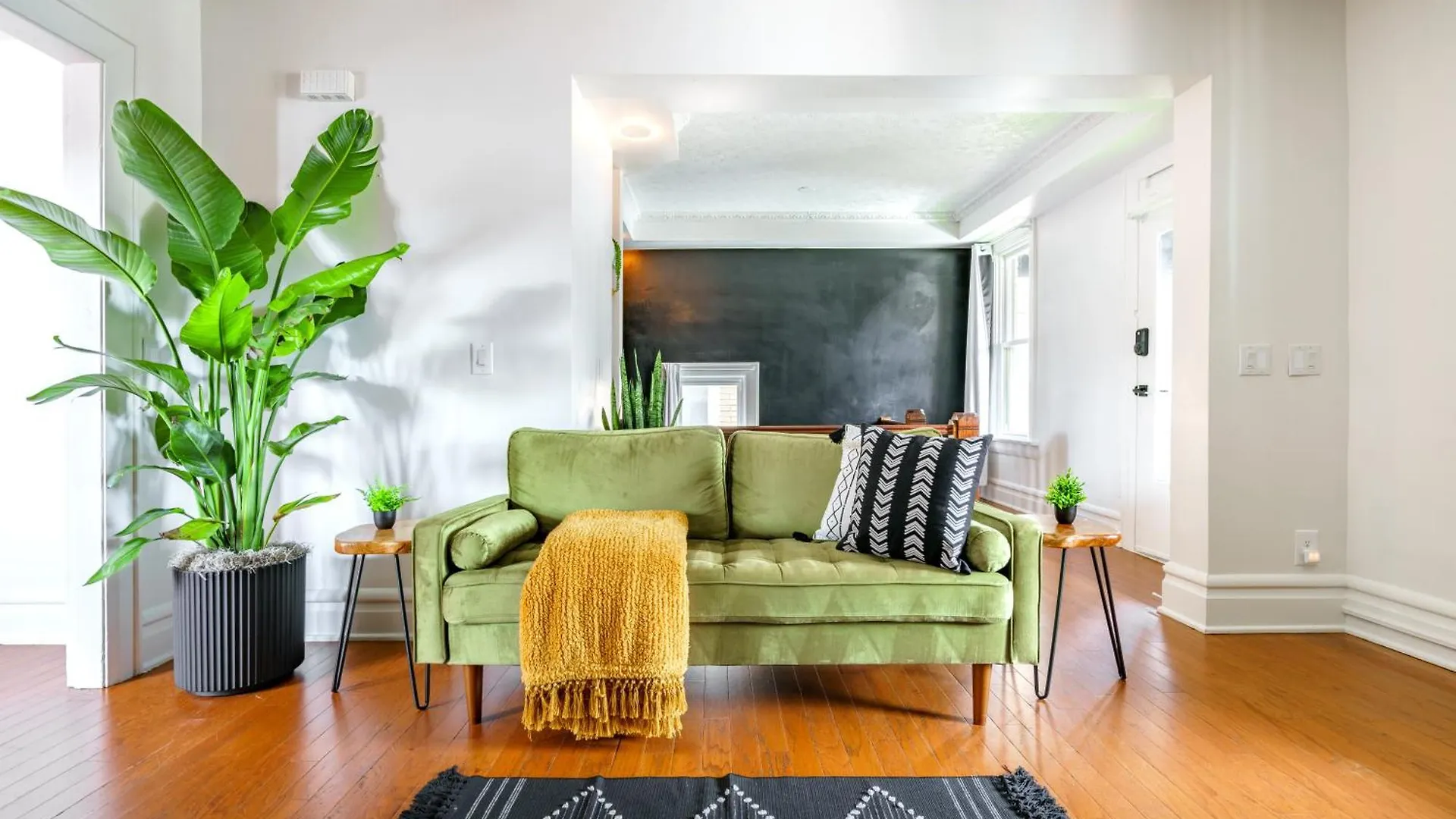 Prime Location Top Rated Clean Parking Free Columbus