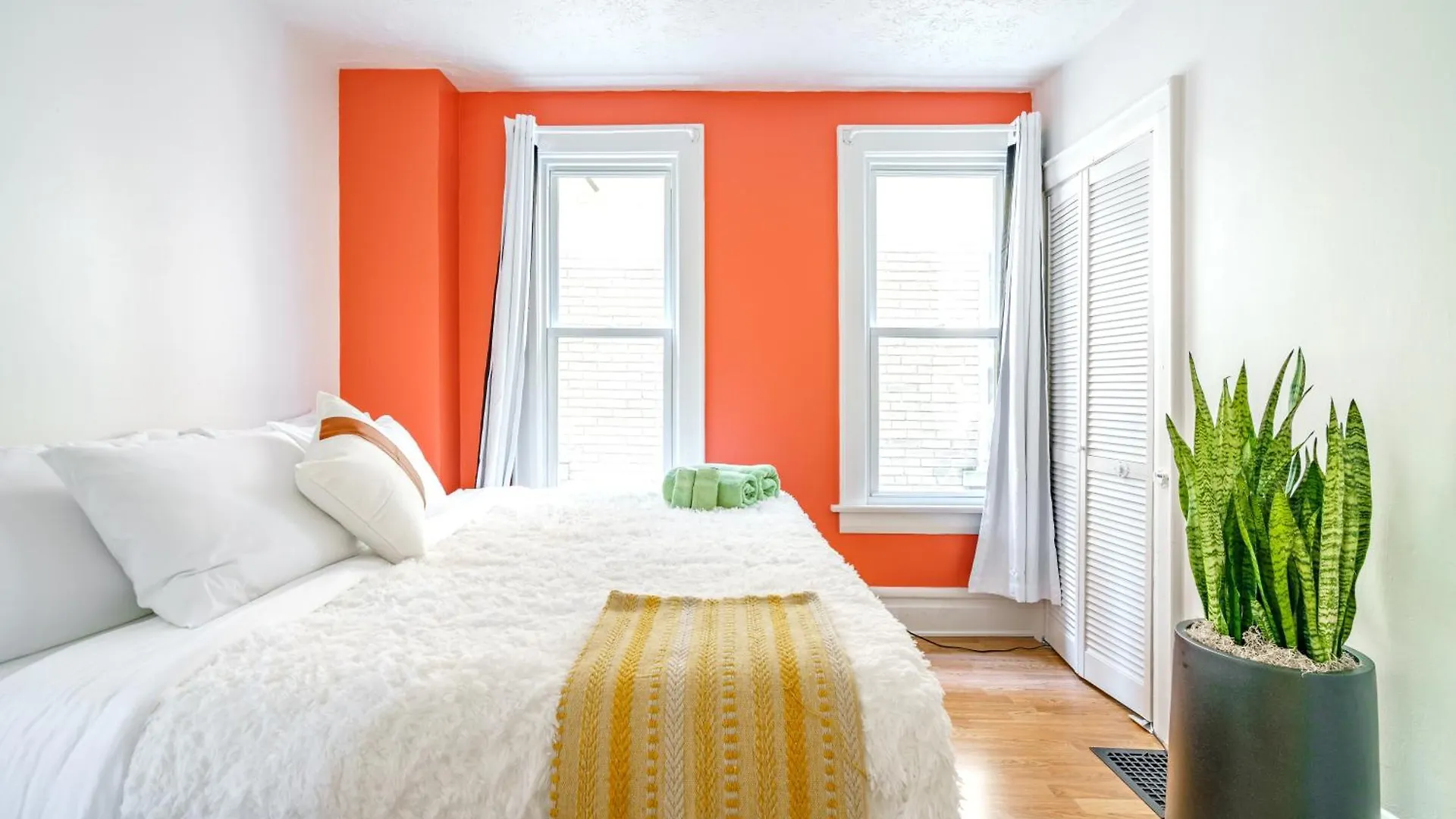 Prime Location Top Rated Clean Parking Free Columbus